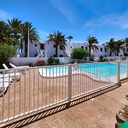 Dom wakacyjny Casa Emilia - Pool And Close To The By Lanzarote Puerto del Carmen (Lanzarote)
